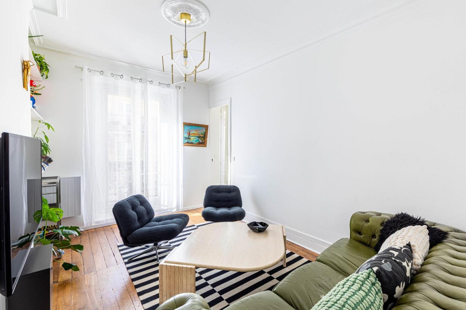 Guestready - Sejour Moderne Dans Le 11e Arr. * Parijs